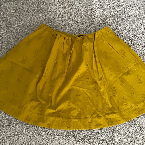 Kate Spade Saturday Mustard Yellow Circle Skirt - Picture 3 of 9